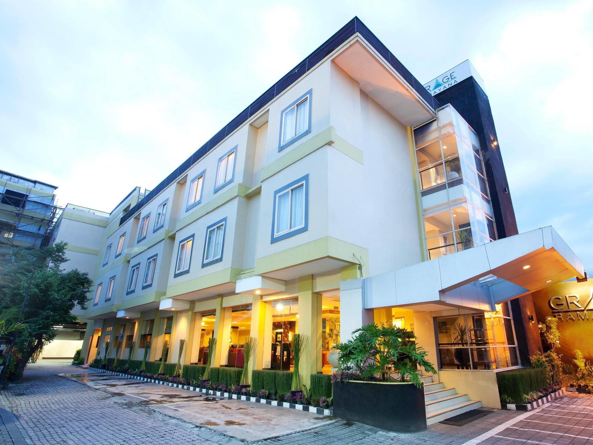 Regantris Malioboro Hotell Yogyakarta Eksteriør bilde