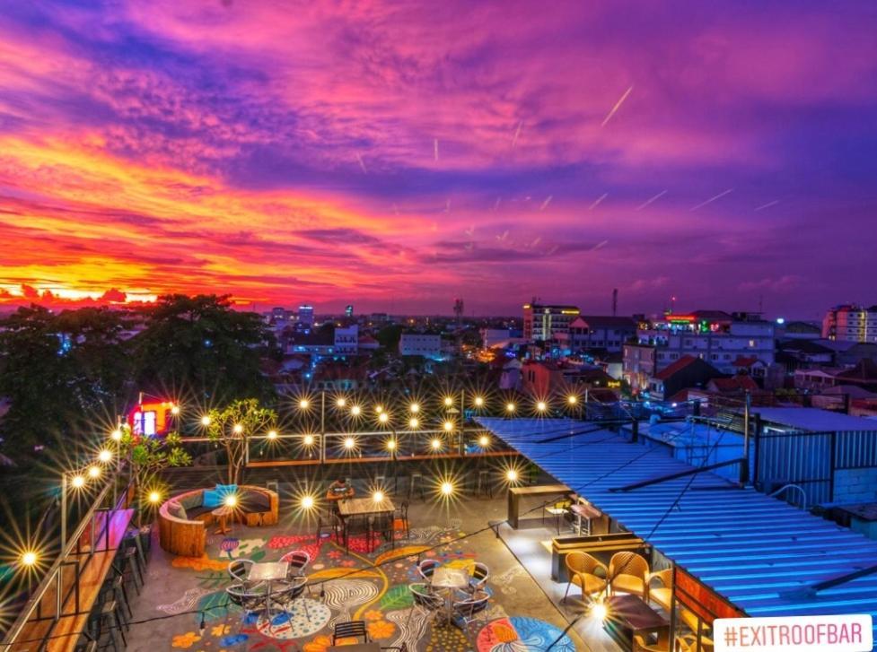 Regantris Malioboro Hotell Yogyakarta Eksteriør bilde